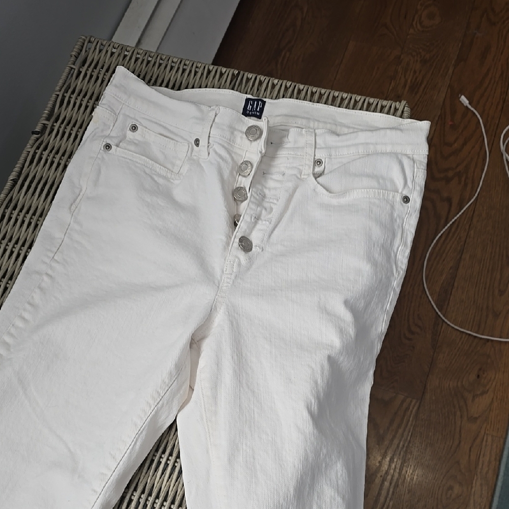 GAP Women's White Jeans